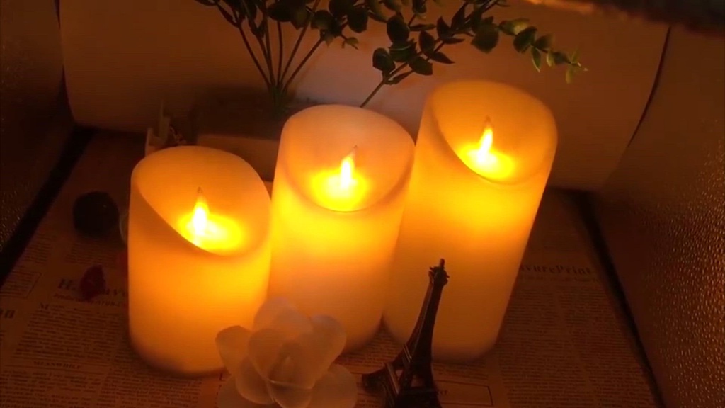 3 PIECE LED FLAME LESS CANDLES