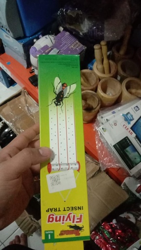 FLYING INSECTS TRAP
