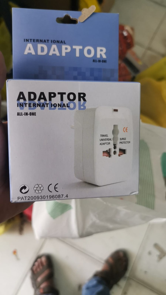 ALL IN 1 INTERNATIONAL TRAVEL ADAPTER