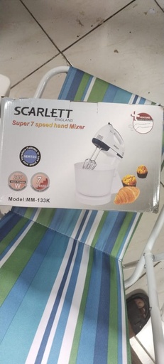 SCARLET HAND MIXER